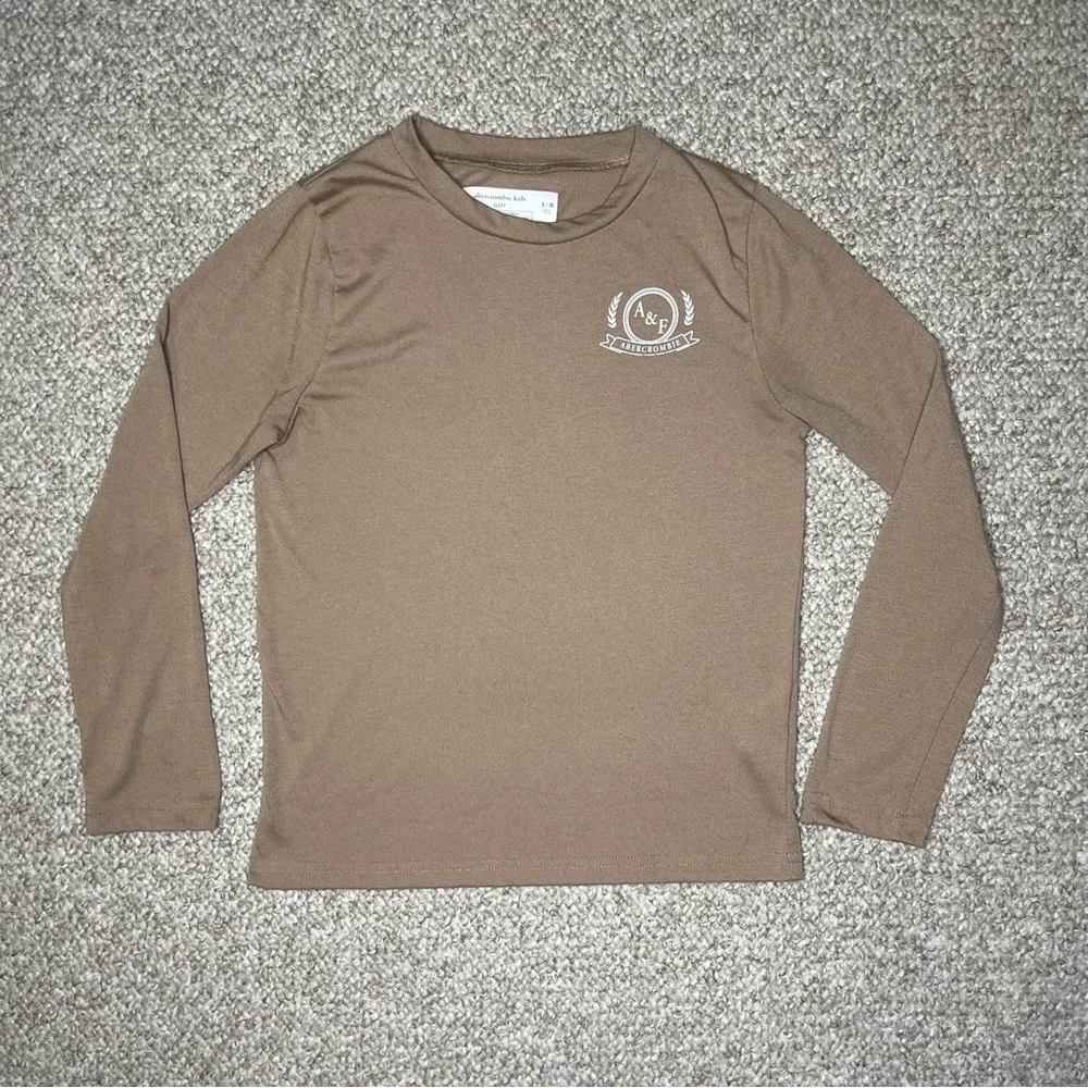 Abercrombie Kids sleep shirt